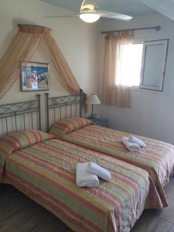 Vana Holidays Орнос Экстерьер фото